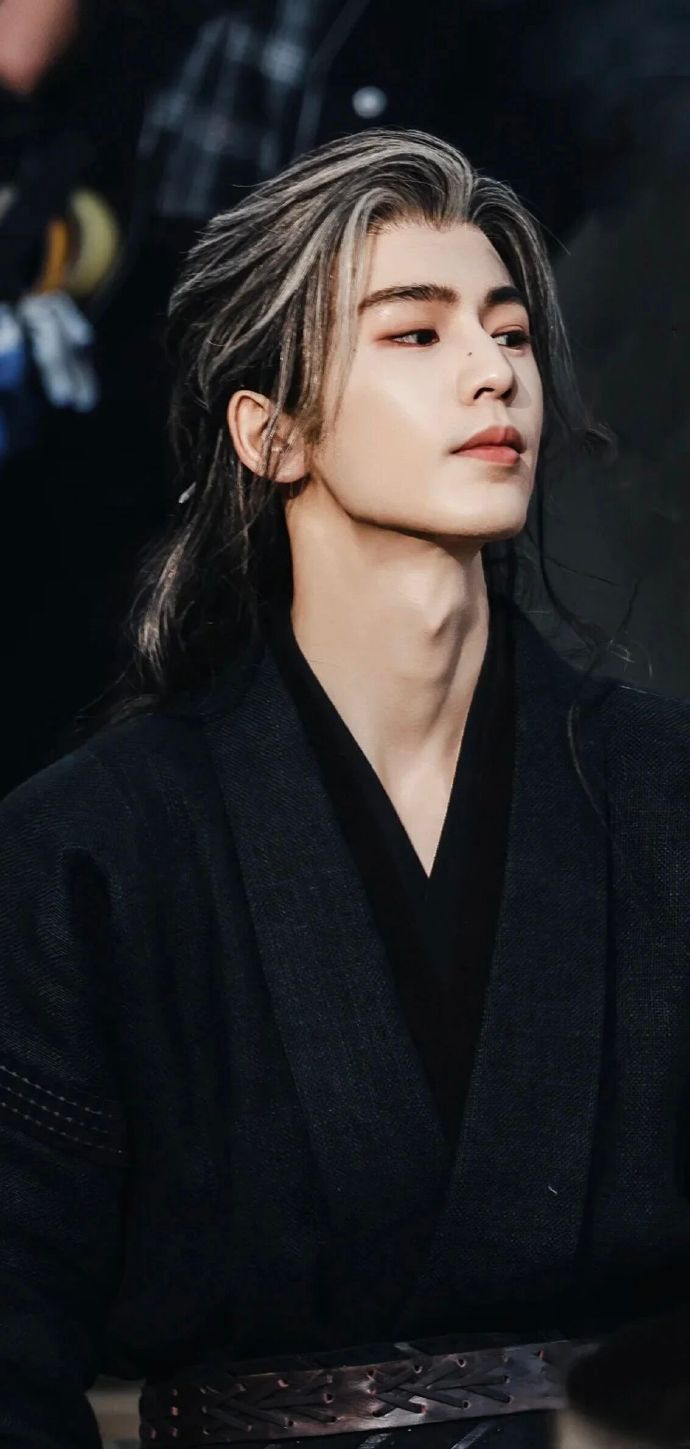 《귀란》 스틸 — 정면을 응시하는 소려